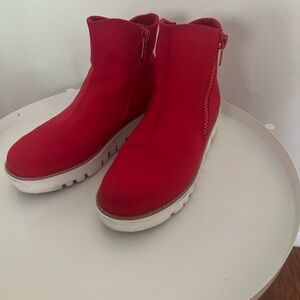 Fitflop Red Ankle Booties with Cushioned Collar and Textured Sole
